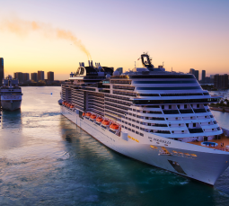 Internet podczas podróży statkiem wycieczkowym: wyzwania i możliwości