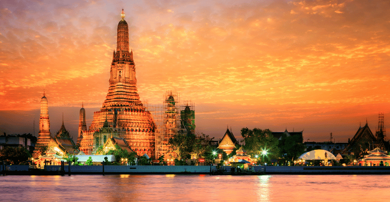 Wat Arun - Temple of the Dawn