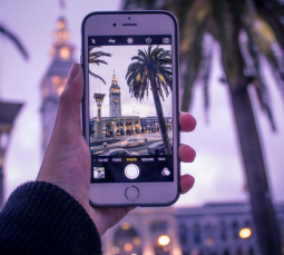 Czy użytkownicy iPhone mogą się łączyć z mobilnym Internetem? - XOXO WiFi