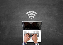 Laptop z mobilnym Internetem XOXO WiFi