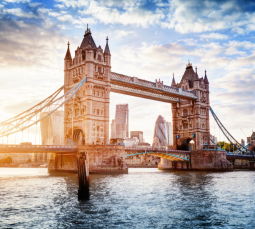 Pakiety internetu na Wielką Brytanię Anglię UK - XOXO eSIM